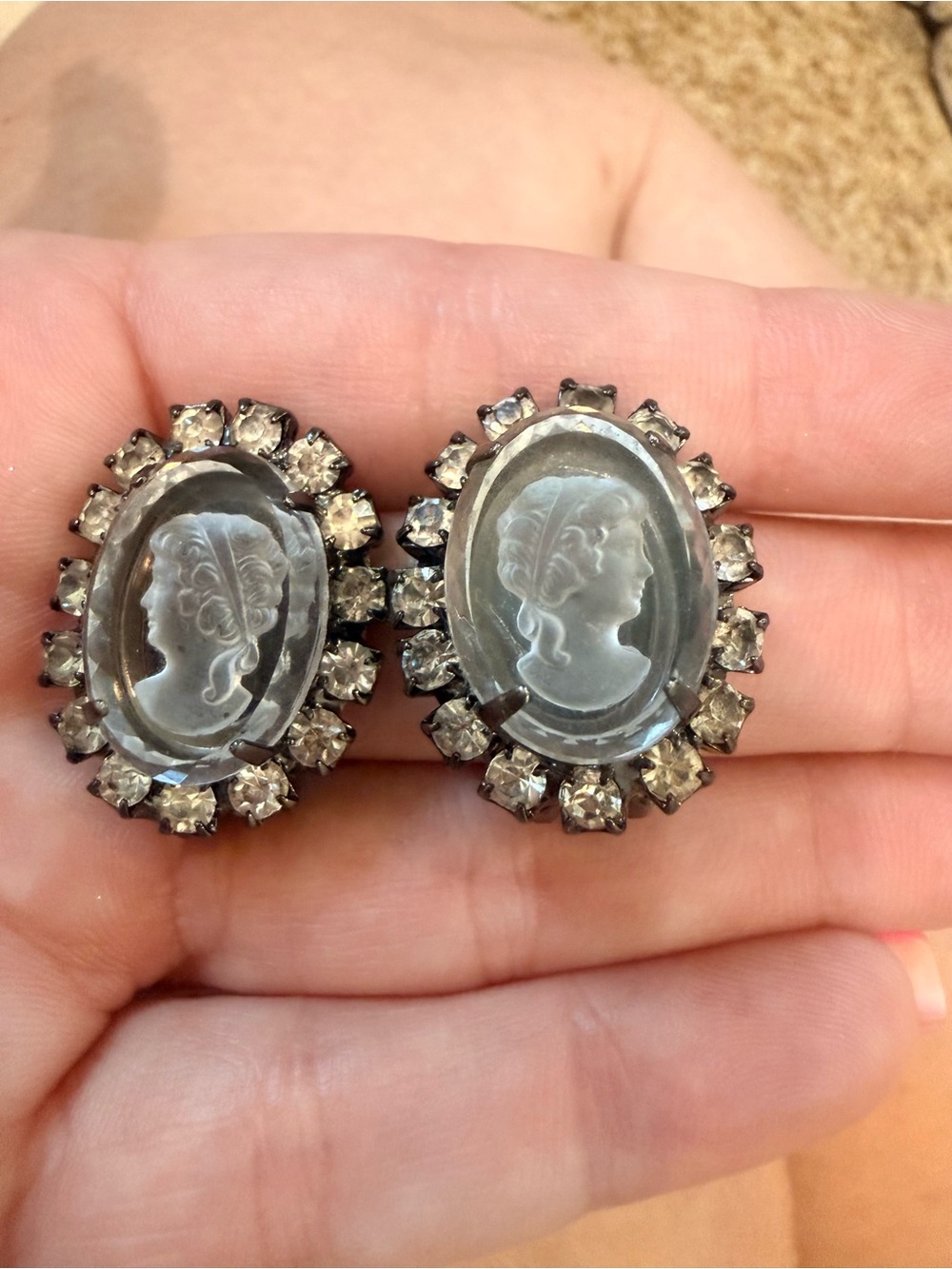 Vintage Clear Crystal Clip On Cameo Earrings - Vintage